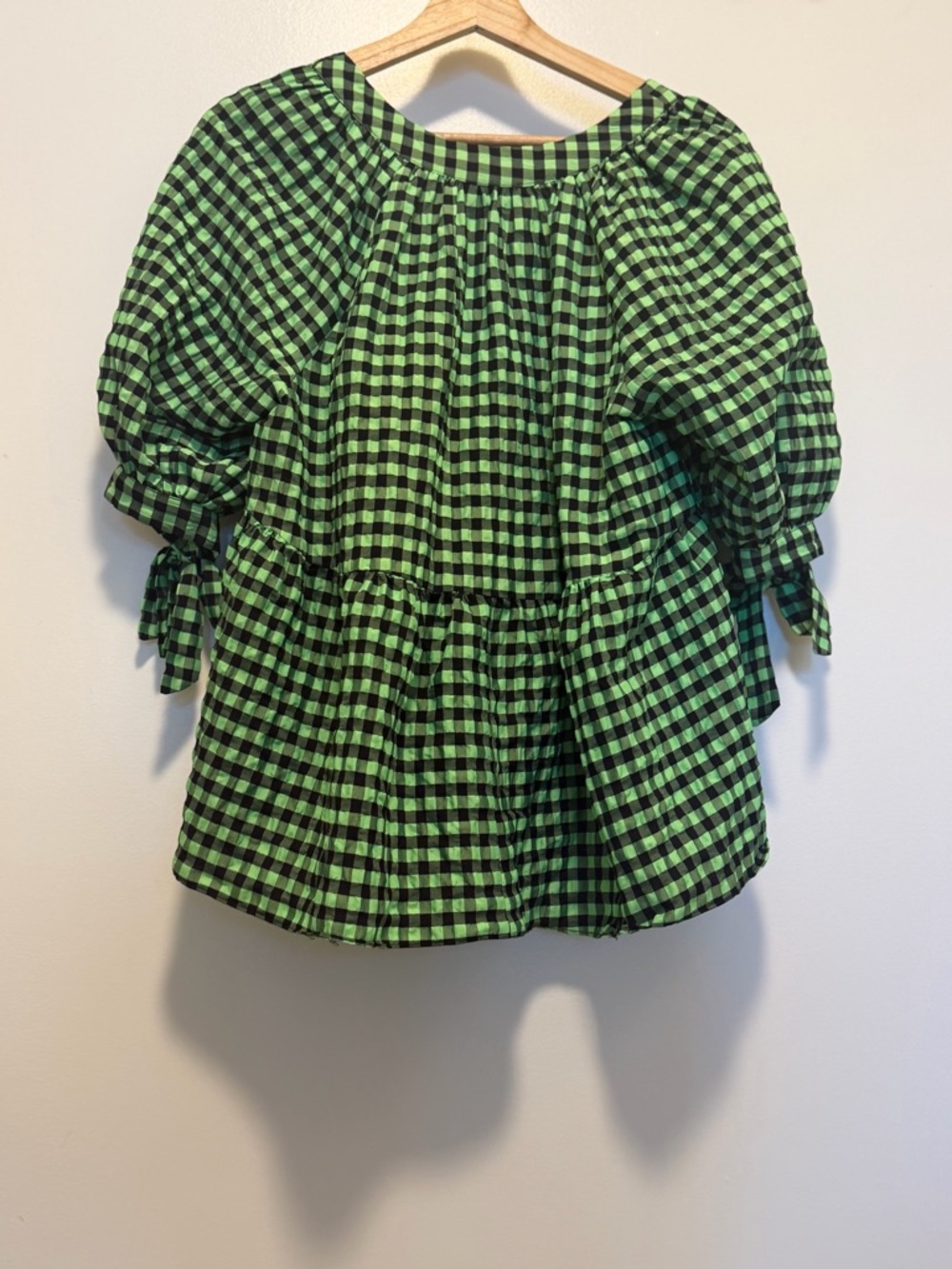 Top shop Gingham Peplum Blouse, puff sleeves, size 4 small - Picture 7 of 10